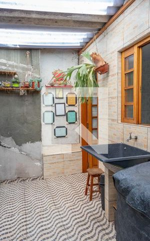 Casa à venda com 197m², 5 quartos e 2 vagas Casa à venda com 197m², 5 quartos e 2 vagasCasa 2 - Área de serviço