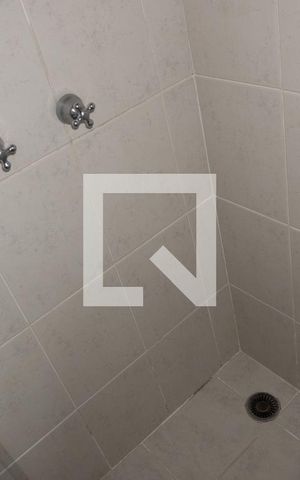 Studio à venda com 43m², 1 quarto e 1 vaga Studio à venda com 43m², 1 quarto e 1 vagaBanheiro