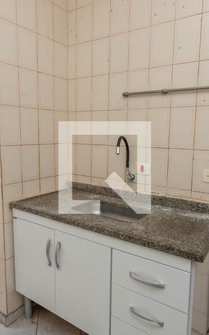 Apartamento à venda com 51m², 2 quartos e 1 vaga Apartamento à venda com 51m², 2 quartos e 1 vagaCozinha