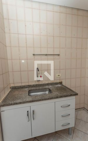 Apartamento à venda com 51m², 2 quartos e 1 vaga Apartamento à venda com 51m², 2 quartos e 1 vagaCozinha