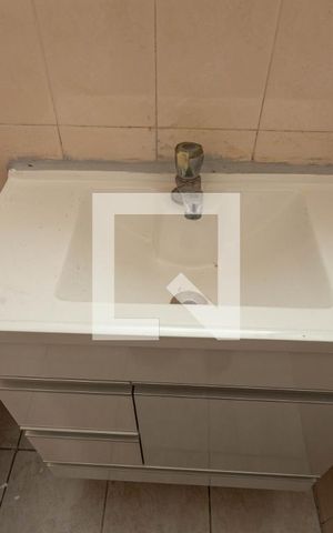 Apartamento à venda com 51m², 2 quartos e 1 vaga Apartamento à venda com 51m², 2 quartos e 1 vagaBanheiro