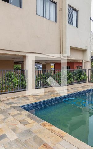 Apartamento à venda com 51m², 2 quartos e 1 vaga Apartamento à venda com 51m², 2 quartos e 1 vagaÁrea comum - Piscina