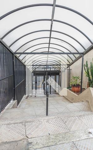 Apartamento à venda com 51m², 2 quartos e 1 vaga Apartamento à venda com 51m², 2 quartos e 1 vagaEntrada