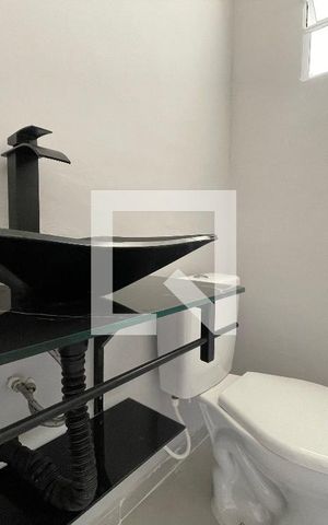 Casa de condomínio para alugar com 55m², 2 quartos e 1 vaga Casa de condomínio para alugar com 55m², 2 quartos e 1 vagaLavabo