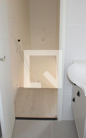 Casa de condomínio para alugar com 55m², 2 quartos e 1 vagaBanheiro Social