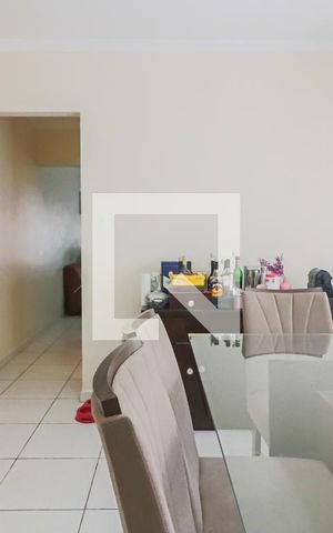 Casa à venda com 150m², 3 quartos e 2 vagas Casa à venda com 150m², 3 quartos e 2 vagasSala de Jantar