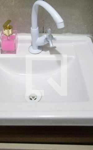 Casa à venda com 194m², 4 quartos e 1 vagaBanheiro Social Casa 2