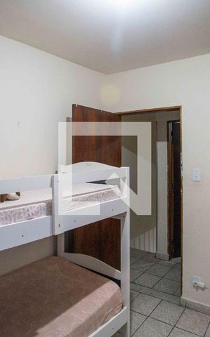 Casa à venda com 194m², 4 quartos e 1 vagaQuarto Suíte Casa 2