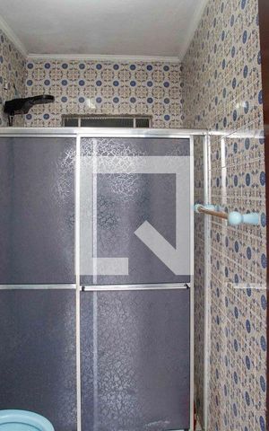 Casa à venda com 194m², 4 quartos e 1 vagaBanheiro Casa 1