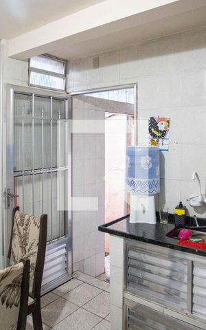 Casa à venda com 194m², 4 quartos e 1 vagaCozinha Casa 2