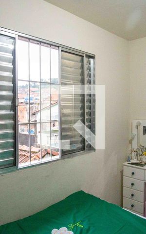 Casa à venda com 194m², 4 quartos e 1 vagaQuarto 2 Casa 2