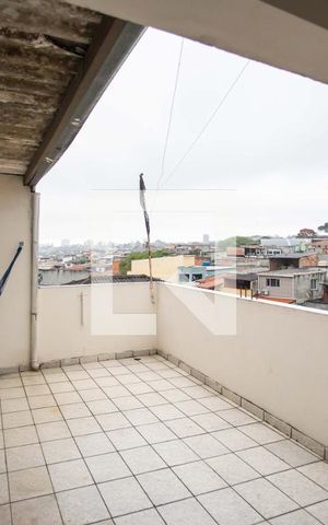 Casa à venda com 194m², 4 quartos e 1 vagaÁrea de Serviço Casa 2