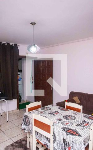 Casa à venda com 194m², 4 quartos e 1 vagaSala Casa 1
