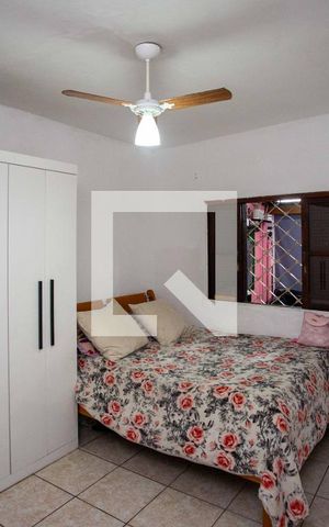Casa à venda com 194m², 4 quartos e 1 vagaQuarto 1 Casa 1