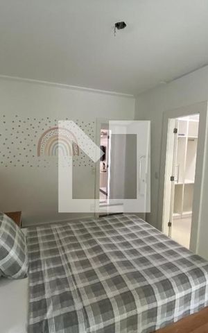 Casa de condomínio para alugar com 1000m², 4 quartos e 4 vagas Casa de condomínio para alugar com 1000m², 4 quartos e 4 vagasQuarto 1