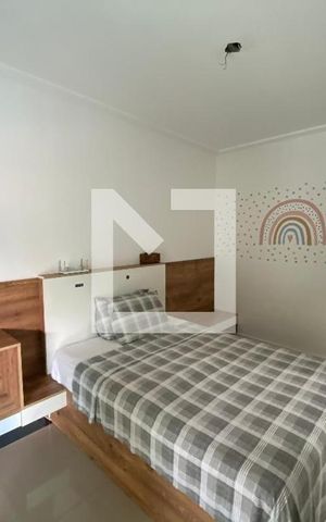 Casa de condomínio para alugar com 1000m², 4 quartos e 4 vagas Casa de condomínio para alugar com 1000m², 4 quartos e 4 vagasQuarto 1
