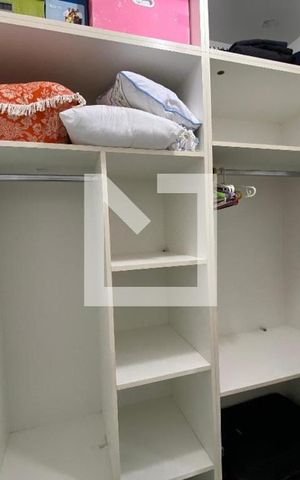 Casa de condomínio para alugar com 1000m², 4 quartos e 4 vagas Casa de condomínio para alugar com 1000m², 4 quartos e 4 vagasCloset - Suíte 1