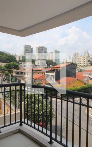 Apartamento à venda com 80m², 2 quartos e 1 vagaSala / Cozinha - Varanda