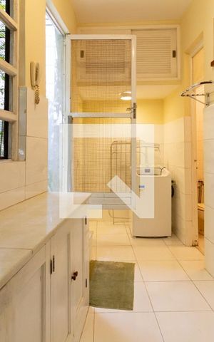 Apartamento à venda com 135m², 3 quartos e 1 vaga Apartamento à venda com 135m², 3 quartos e 1 vagaÁrea de serviço