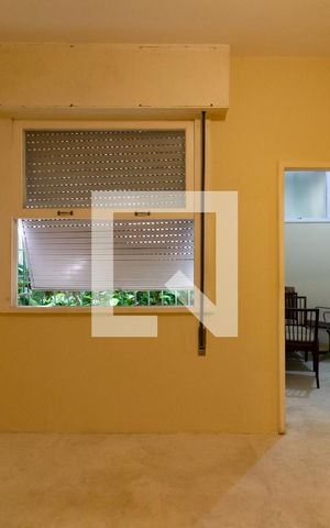 Apartamento à venda com 135m², 3 quartos e 1 vaga Apartamento à venda com 135m², 3 quartos e 1 vagaSuíte