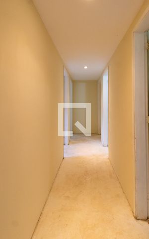 Apartamento à venda com 135m², 3 quartos e 1 vaga Apartamento à venda com 135m², 3 quartos e 1 vagaCorredor