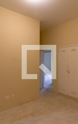 Apartamento à venda com 135m², 3 quartos e 1 vaga Apartamento à venda com 135m², 3 quartos e 1 vagaDetalhe da suíte