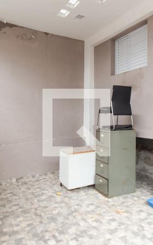 Casa à venda com 240m², 3 quartos e 2 vagas Casa à venda com 240m², 3 quartos e 2 vagasGaragem