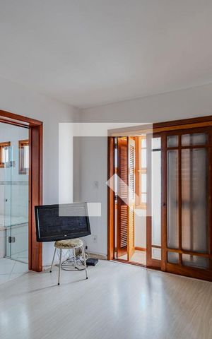 Casa de condomínio à venda com 380m², 4 quartos e 2 vagas Casa de condomínio à venda com 380m², 4 quartos e 2 vagasQuarto 03