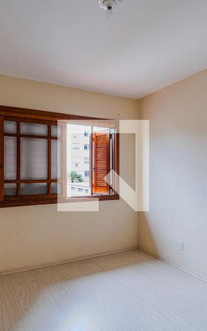 Casa de condomínio à venda com 380m², 4 quartos e 2 vagas Casa de condomínio à venda com 380m², 4 quartos e 2 vagasQuarto 02
