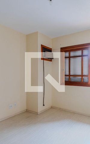 Casa de condomínio à venda com 380m², 4 quartos e 2 vagas Casa de condomínio à venda com 380m², 4 quartos e 2 vagasQuarto 02