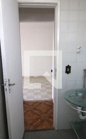 Apartamento para alugar com 58m², 2 quartos e 1 vagaBanheiro