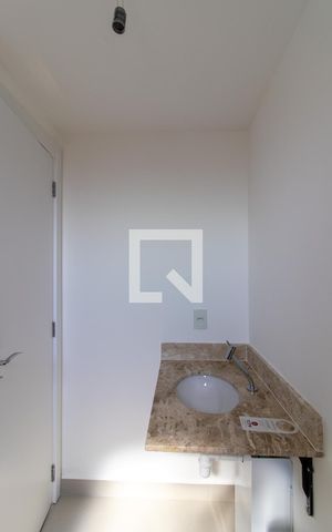 Apartamento à venda com 73m², 2 quartos e 2 vagas Apartamento à venda com 73m², 2 quartos e 2 vagasBanheiro