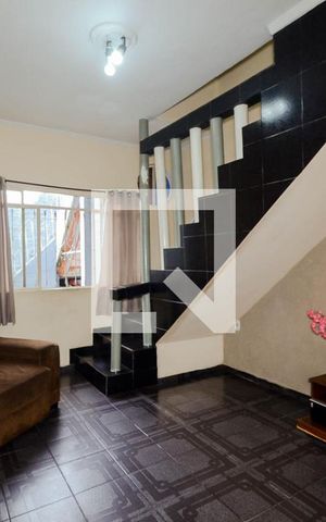 Casa à venda com 153m², 3 quartos e 4 vagasSala
