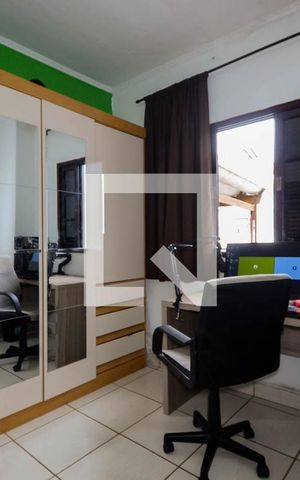 Casa à venda com 153m², 3 quartos e 4 vagasQuarto 2