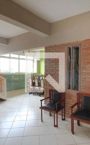 Casa à venda com 362m², 5 quartos e 2 vagasSala de Estar 2