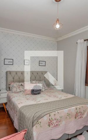 Casa à venda com 300m², 4 quartos e 3 vagas Casa à venda com 300m², 4 quartos e 3 vagasQuarto 1 - suíte