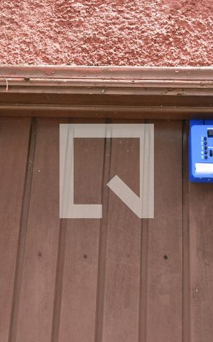 Casa à venda com 300m², 3 quartos e 4 vagasLockbox instalado