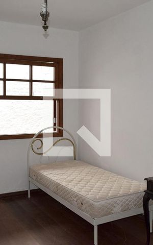 Casa à venda com 300m², 3 quartos e 4 vagasSuíte 2