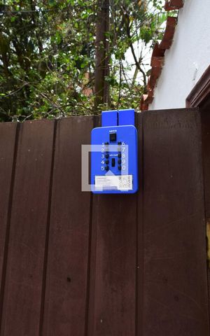 Casa à venda com 300m², 3 quartos e 4 vagasLockbox instalado