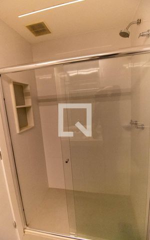 Apartamento à venda com 135m², 3 quartos e 2 vagas Apartamento à venda com 135m², 3 quartos e 2 vagasBanheiro Social