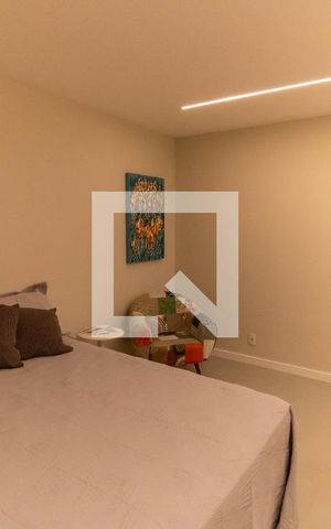 Apartamento à venda com 135m², 3 quartos e 2 vagas Apartamento à venda com 135m², 3 quartos e 2 vagasSuíte