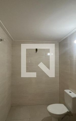 Casa para alugar com 1100m², 8 quartos e 3 vagas Casa para alugar com 1100m², 8 quartos e 3 vagasBanheiro 3