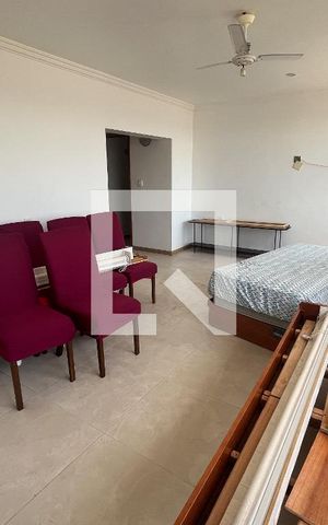Casa para alugar com 1100m², 8 quartos e 3 vagas Casa para alugar com 1100m², 8 quartos e 3 vagasQuarto 5