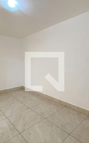 Casa para alugar com 65m², 1 quarto e 1 vaga Casa para alugar com 65m², 1 quarto e 1 vagaSala