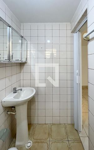 Casa para alugar com 65m², 1 quarto e 1 vaga Casa para alugar com 65m², 1 quarto e 1 vagaBanheiro Social