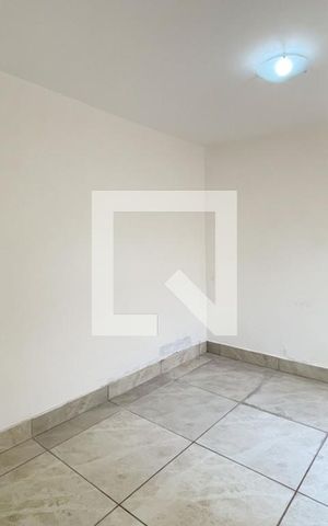 Casa para alugar com 65m², 1 quarto e 1 vaga Casa para alugar com 65m², 1 quarto e 1 vagaQuarto