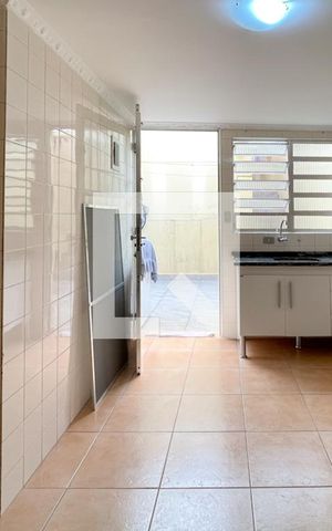 Casa para alugar com 65m², 1 quarto e 1 vaga Casa para alugar com 65m², 1 quarto e 1 vagaCozinha