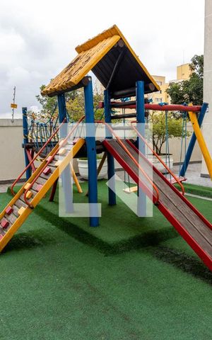 Apartamento para alugar com 62m², 2 quartos e 1 vaga Apartamento para alugar com 62m², 2 quartos e 1 vagaÁrea comum - Playground