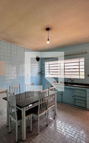 Casa à venda com 147m², 3 quartos e 1 vaga Casa à venda com 147m², 3 quartos e 1 vagaCozinha