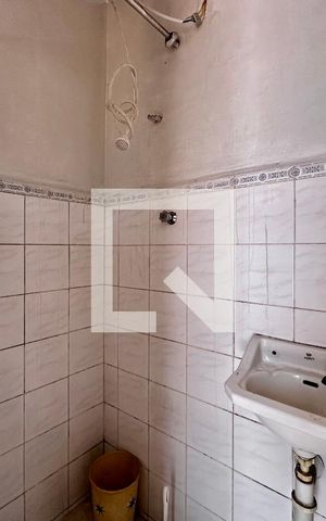 Casa à venda com 147m², 3 quartos e 1 vaga Casa à venda com 147m², 3 quartos e 1 vagaBanheiro de Serviço